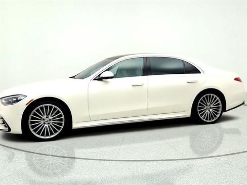Used 2022 Mercedes-Benz S 500 4MATIC image 8
