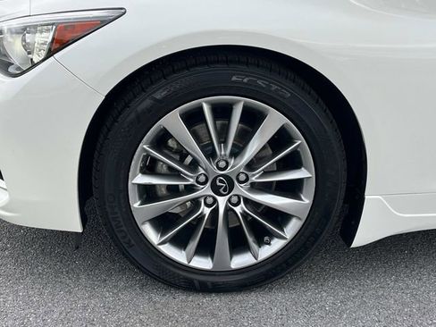 Used 2022 INFINITI Q50 Luxe w/ Cargo Package AWD/4WD image 15