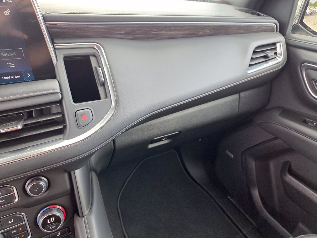Used 2024 Chevrolet Tahoe LT w/ Luxury Package RWD image 27