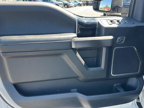Used 2020 Ford F450 Platinum w/ FX4 Off-Road Package AWD/4WD image 14