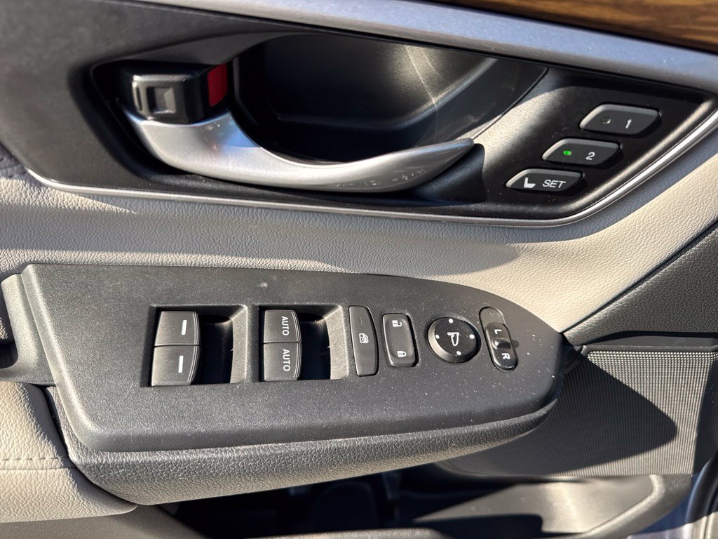 Used 2019 Honda CR-V Touring image 27