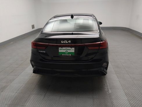 Used 2022 Kia Forte LXS image 7