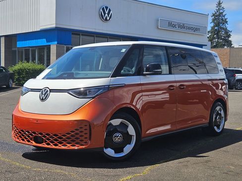 Used 2025 Volkswagen ID. Buzz Pro S Plus RWD image 1