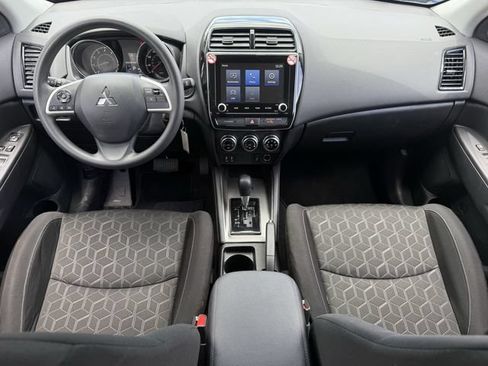 Used 2026 Mitsubishi Outlander Sport ES AWD/4WD image 9