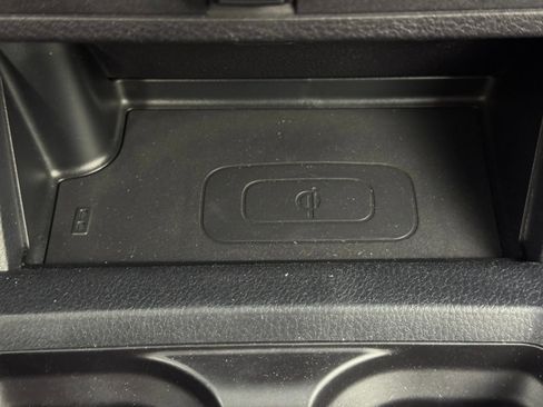 Used 2019 Toyota Tacoma TRD Sport w/ Technology Package image 27