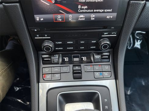 Used 2017 Porsche 911 Carrera image 26