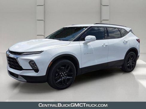 Certified 2023 Chevrolet Blazer LT FWD image 1