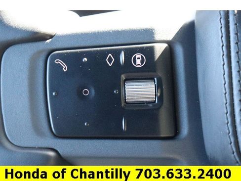 Used 2024 Land Rover Defender 110 X image 12