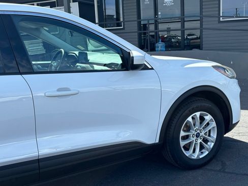 Used 2021 Ford Escape SE AWD/4WD image 4