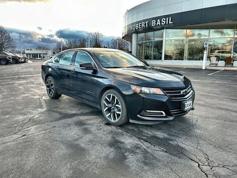 Used 2018 Chevrolet Impala LT image 2