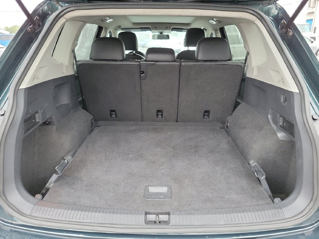 Used 2019 Volkswagen Tiguan SEL Premium R-Line AWD/4WD image 9
