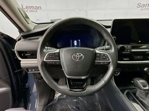 Used 2024 Toyota Grand Highlander FWD image 11