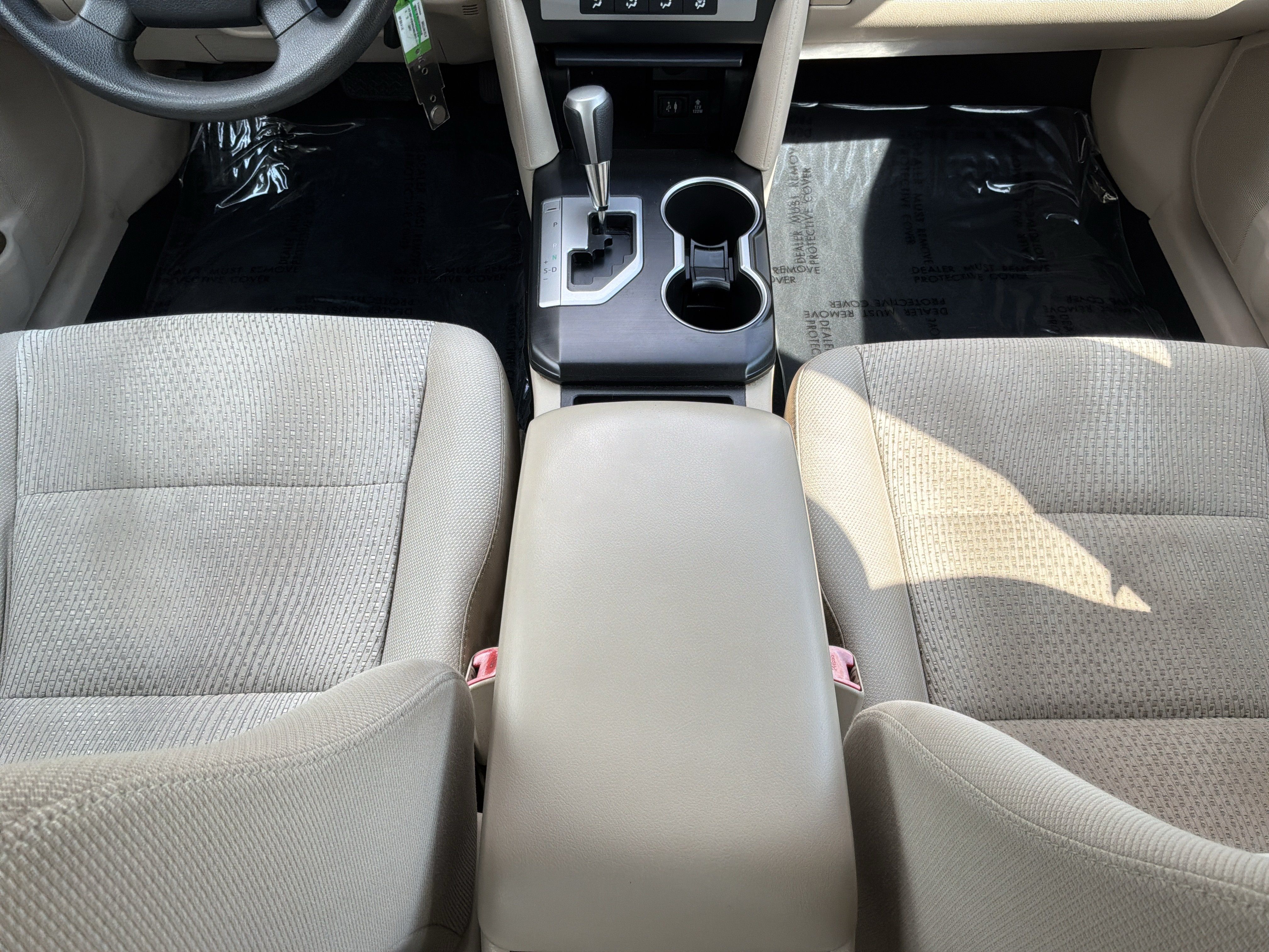 Used 2014 Toyota Camry FWD image 28