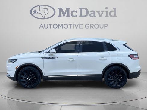 Certified 2022 Lincoln Nautilus Reserve w/ Equipment Group 202A AWD/4WD image 2