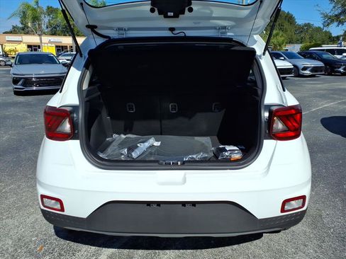 New 2026 Hyundai Venue SEL image 28