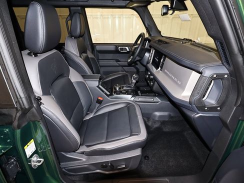 New 2025 Ford Bronco Outer Banks image 15