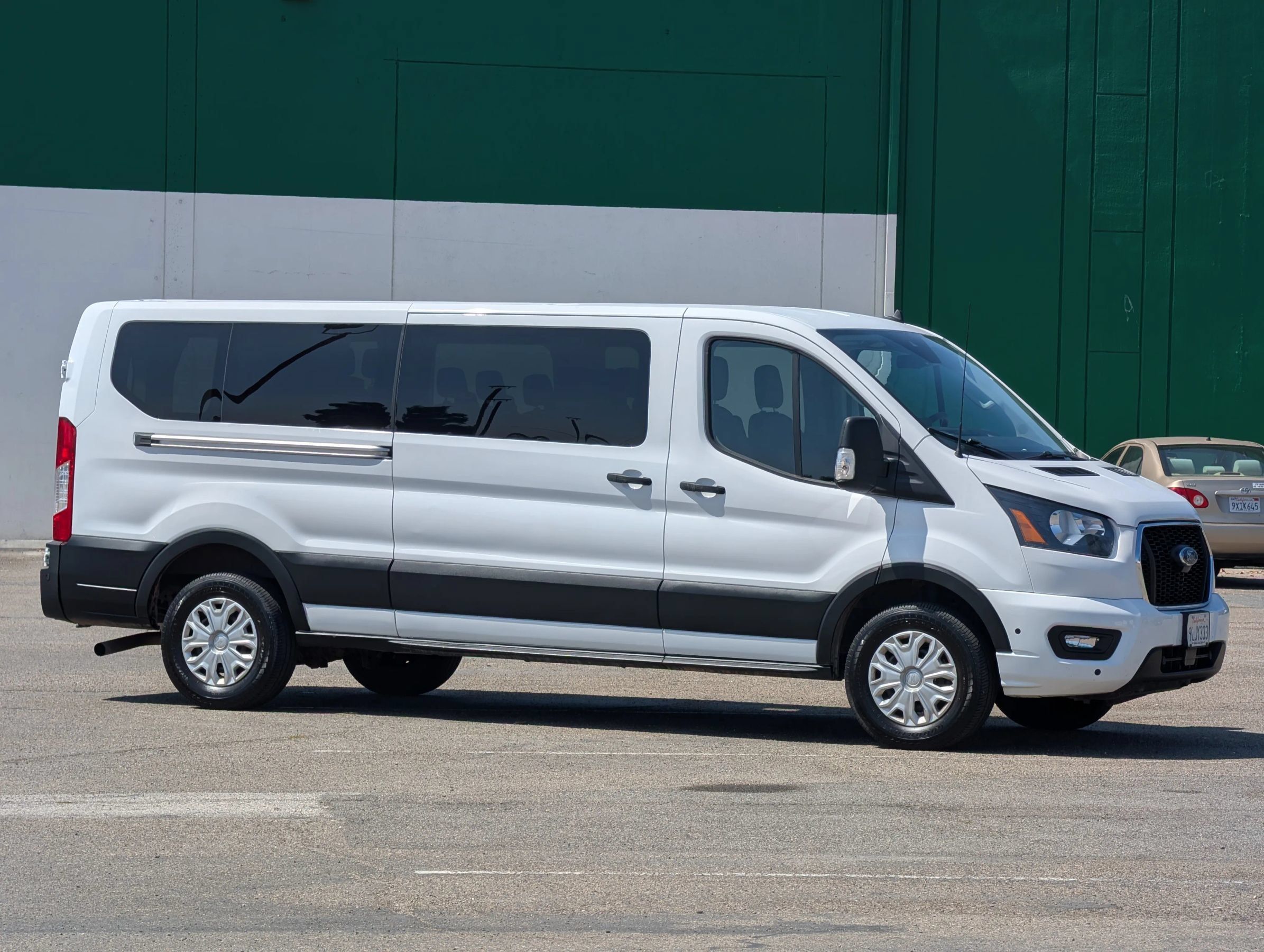 Used 2024 Ford Transit 350 XLT RWD image 1