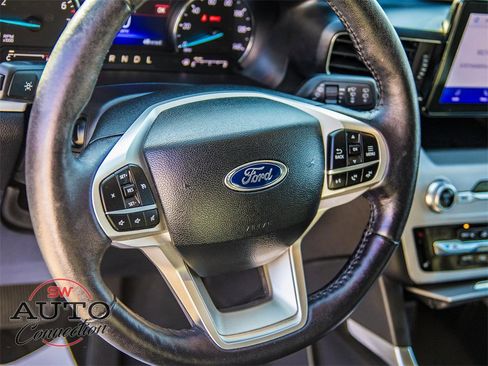Used 2023 Ford Explorer XLT w/ Equipment Group 202A image 30