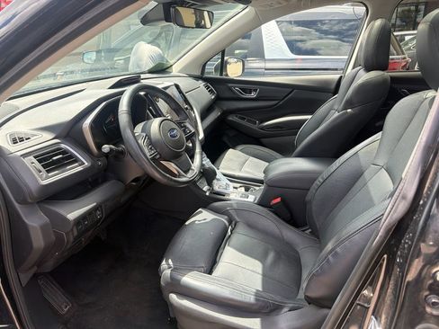 Used 2023 Subaru Ascent Limited w/ Technology Package AWD/4WD image 9