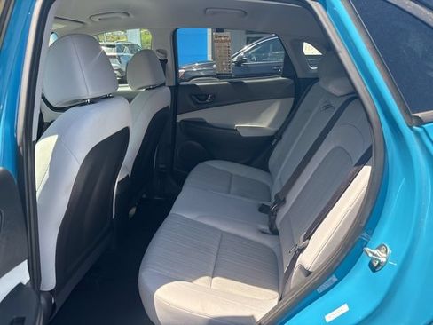 Used 2022 Hyundai Kona SEL FWD image 14
