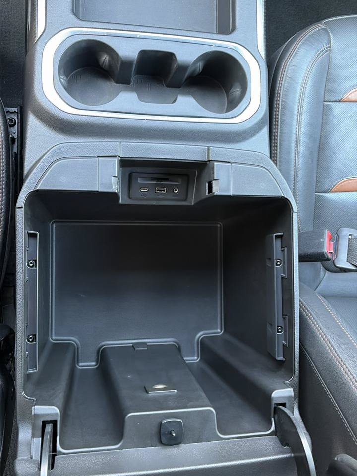 Used 2023 GMC Sierra 3500 AT4 AWD/4WD image 12