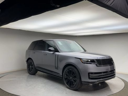 Certified 2025 Land Rover Range Rover Autobiography AWD/4WD image 2