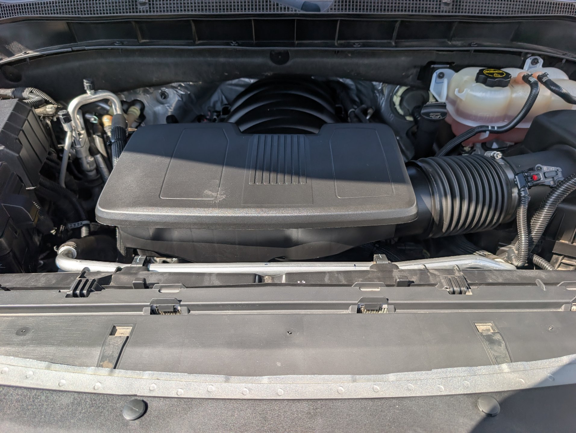Certified 2024 Chevrolet Tahoe LT AWD/4WD image 4