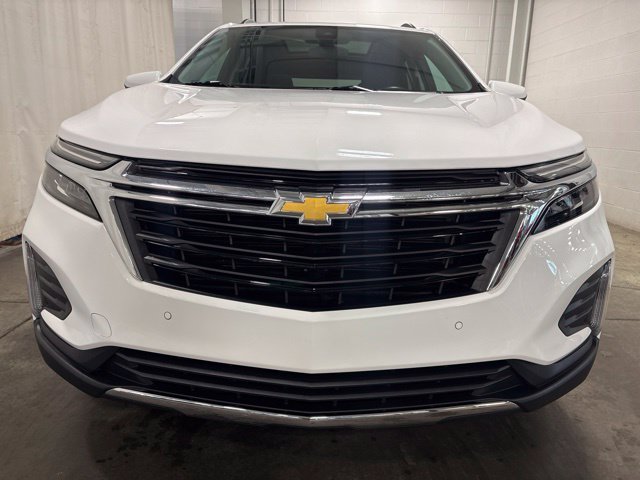Used 2024 Chevrolet Equinox LT FWD image 2