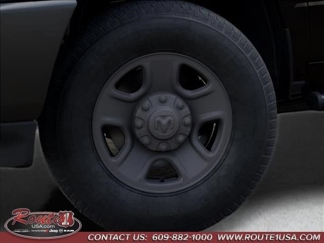 New 2026 RAM 3500 Tradesman AWD/4WD image 9