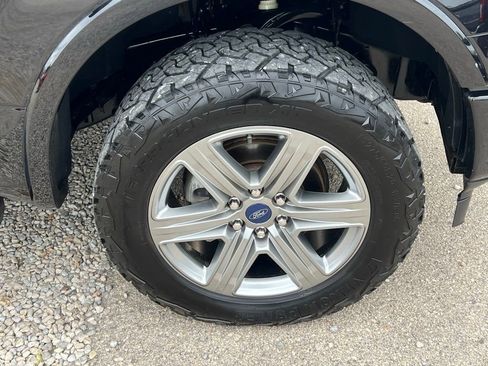 Used 2019 Ford F150 Lariat AWD/4WD image 10