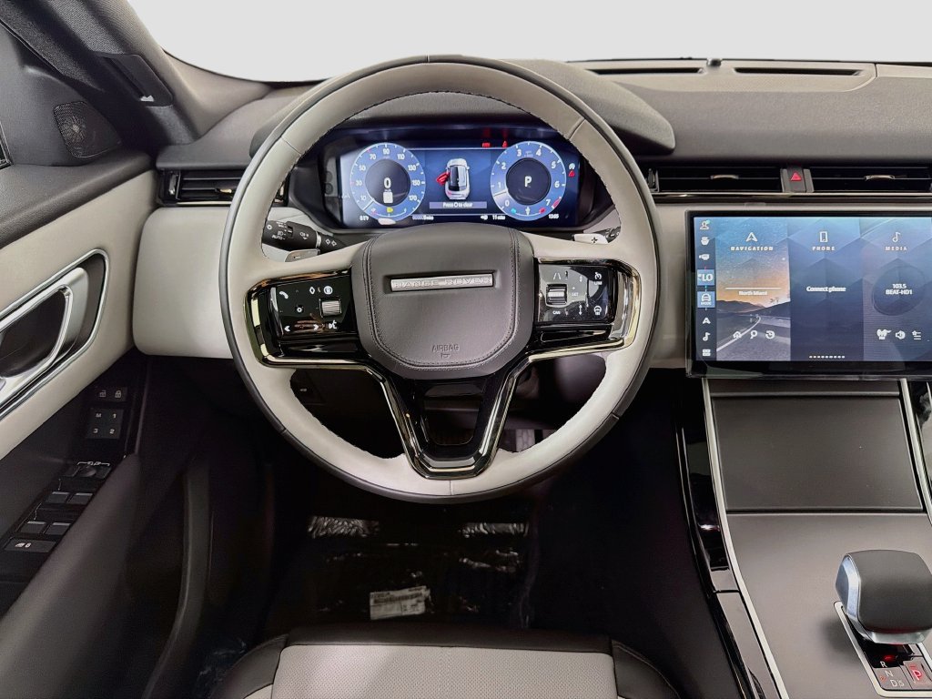 New 2026 Land Rover Range Rover Velar S AWD/4WD image 24