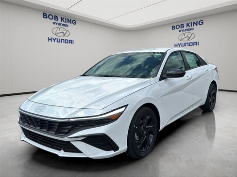 New 2026 Hyundai Elantra Sport FWD image 1