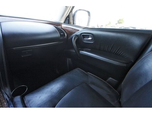 Used 2019 Nissan Armada Platinum RWD image 12