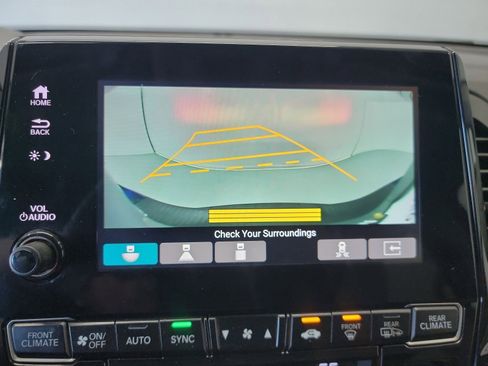 Certified 2023 Honda Odyssey Touring image 23
