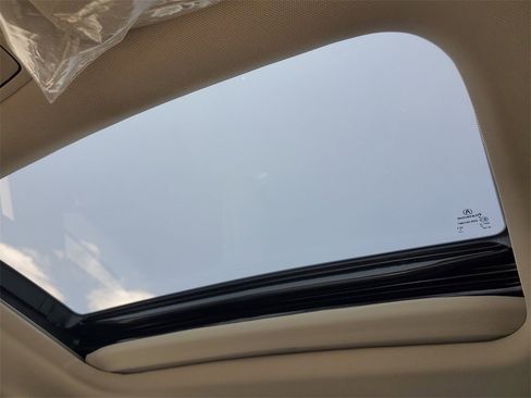 New 2025 Acura TLX w/ Technology Package image 30