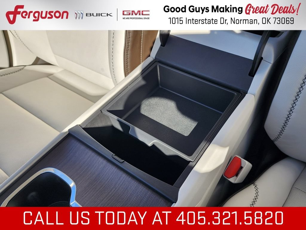 New 2026 GMC Acadia Denali w/ Super Cruise Package FWD image 37