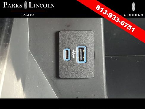 Used 2023 Ford F150 Lariat AWD/4WD image 23