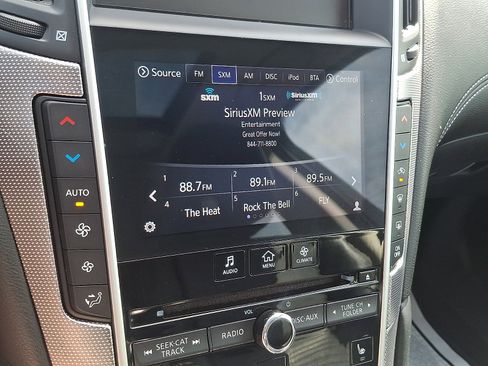 Used 2018 INFINITI Q50 Sport AWD/4WD image 17