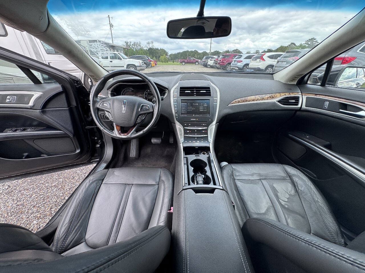 Used 2014 Lincoln MKZ FWD image 15