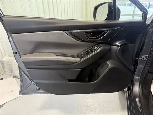 Used 2021 Subaru Crosstrek 2.5i Sport w/ Moonroof Package image 8