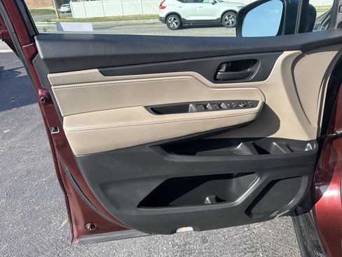 Used 2020 Honda Odyssey EX image 21