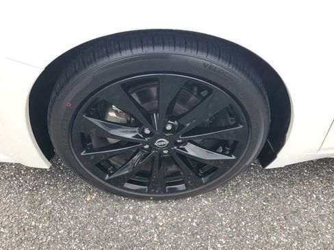 Used 2023 Nissan Maxima SR w/ Sport Mat Group image 7