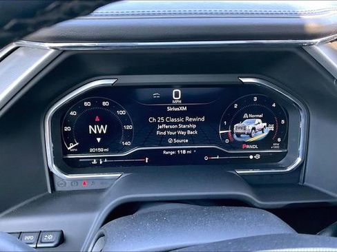 Used 2025 GMC Sierra 3500 Denali w/ Denali Reserve Package image 14