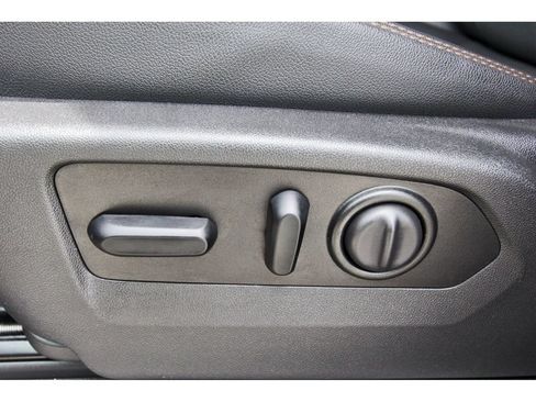 Used 2021 GMC Sierra 2500 AT4 AWD/4WD image 25