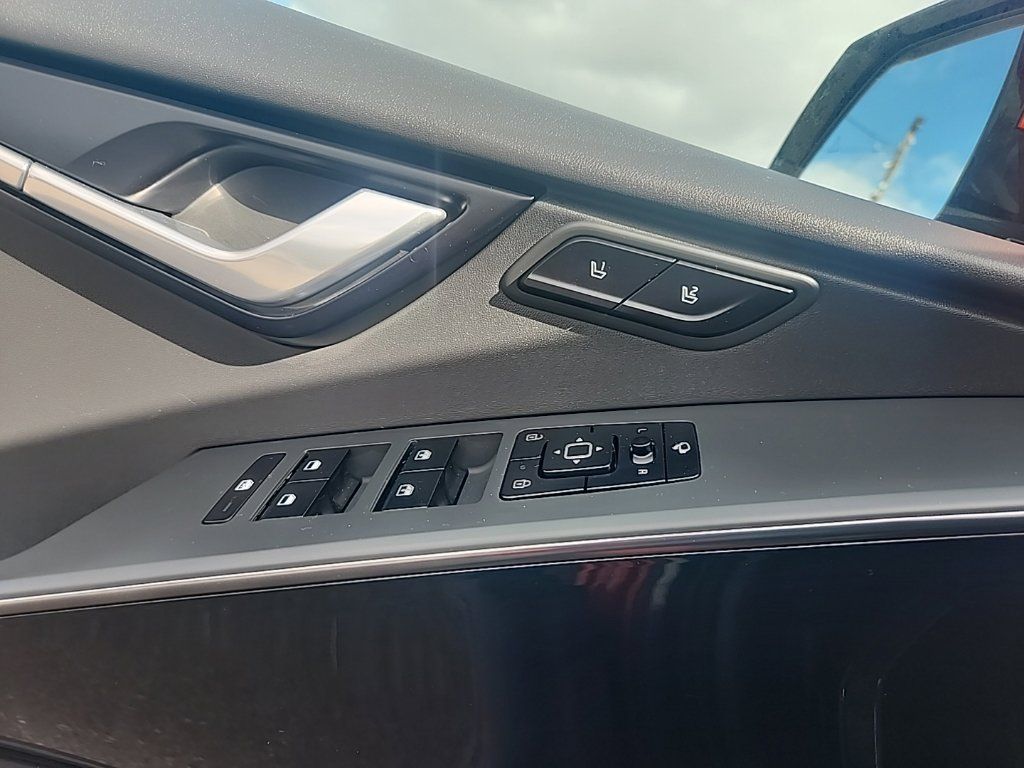 Certified 2023 Kia Niro Wave FWD image 26