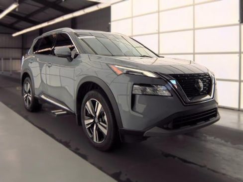 Used 2021 Nissan Rogue SL w/ Premium Package FWD image 4