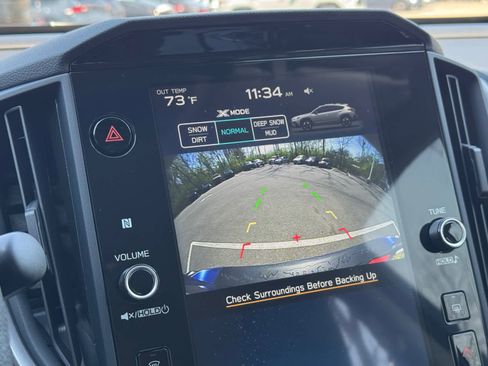 Used 2025 Subaru Crosstrek 2.0i Premium image 21