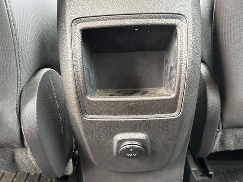 Used 2016 Ford Escape SE FWD image 9