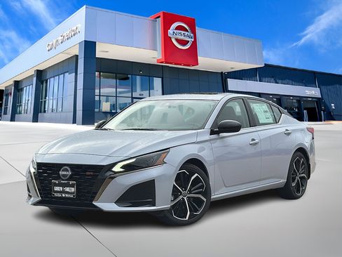 New 2025 Nissan Altima 2.5 SR w/ SR Premium Package image 1