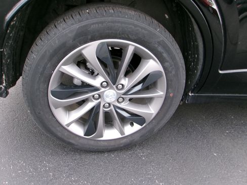 Used 2022 Buick Encore GX Select w/ Sport Touring Package image 6